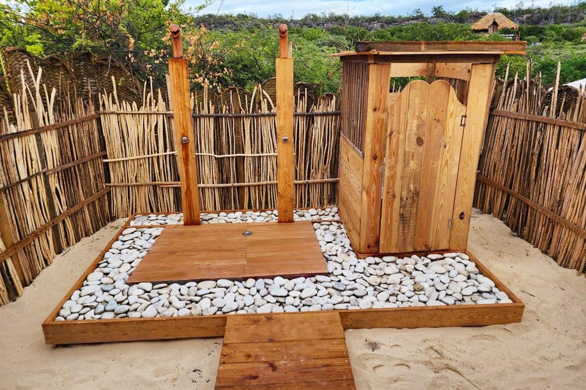 Glamping Ecolodge Cueva De Las Aguilas ペデルナレス エクステリア 写真